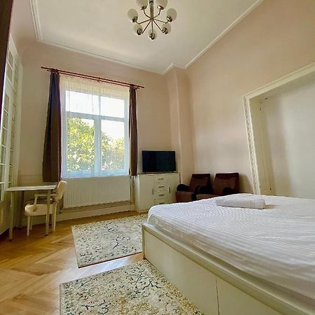 Km 0 Studio Bucureşti Exterior foto