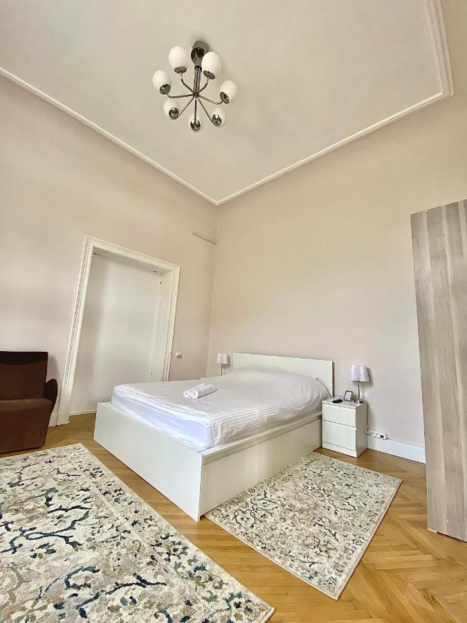 Km 0 Studio Bucureşti Exterior foto