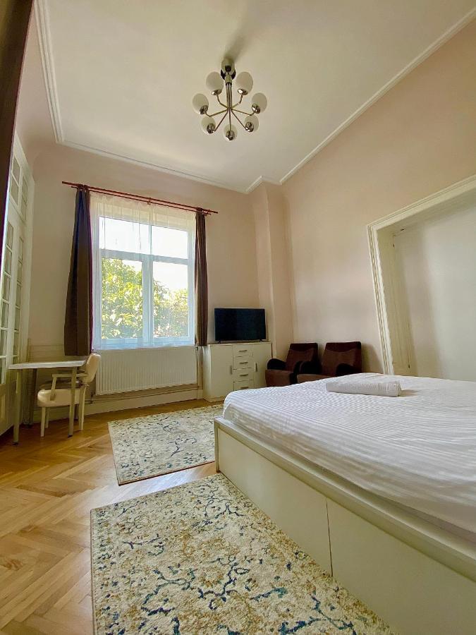 Km 0 Studio Bucureşti Exterior foto